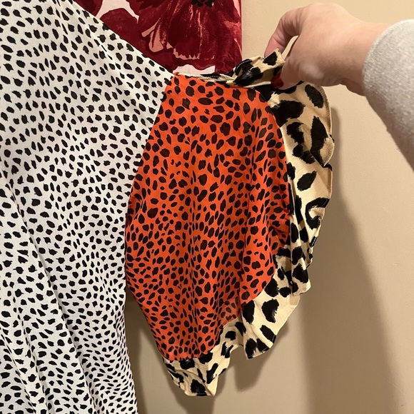 Red and Black Asymmetrical 3/4 Sleeve Blouse - Picture 4 of 8